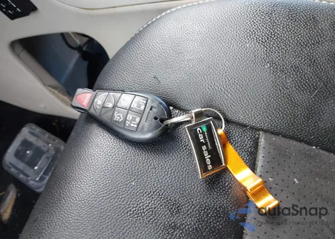 2020 Dodge Grand Caravan Sxt z USA, uszkodzony, nr VIN 2C4RDGCG7LR206133